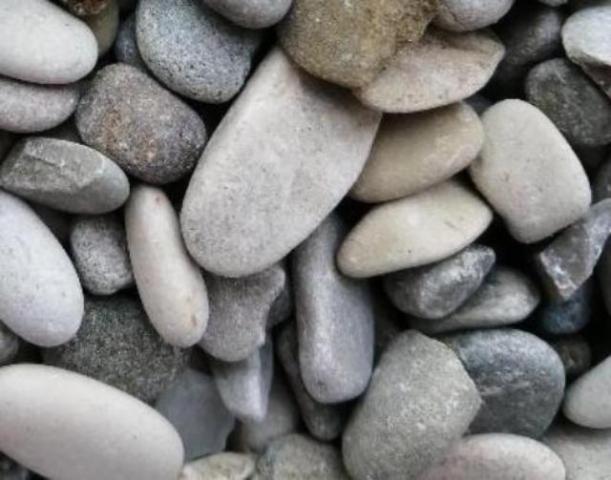 Где заказать гальку и каменную крошку с доставкой?  в Мариуполе