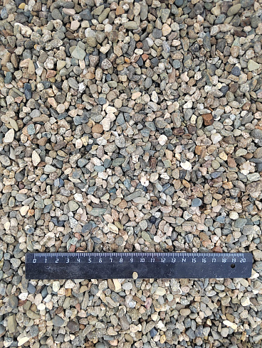 Kamenclub.ru: Галька речная окат (серая) фр.5-10 мм купить  в Мариуполе галька речная серая, серый, темно-серый, светло-серый, коричневый речная окатанная галька декоративная ландшатфная 5000 руб/т   фото КАМЕНЬ КЛУБ