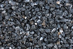 Kamenclub.ru: Щебень крошка черный (мрамор) фр. 3-5 мм.  купить в Мариуполе мрамор черный белый с прожилками щебень мраморный декоративный колотый 18000 руб/т   фото КАМЕНЬ КЛУБ