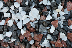 Kamenclub.ru: Мраморная крошка (щебень крошка микс : белый-черный-розовый) фр. 3-5 мм.  купить в Мариуполе мрамор белый, черный, розовый, разноцветный мраморная каменная крошка декорвтивная 12000 руб/т   фото КАМЕНЬ КЛУБ