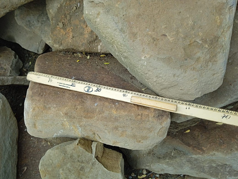 Kamenclub.ru: Песчаник для мощения дорожек, площадок, парковок ( фр 5-10 см)  купить в Мариуполе песчаник  серый желтый коричневый рыжий песчаник оголтованный окатанный 6500 руб/т   фото КАМЕНЬ КЛУБ