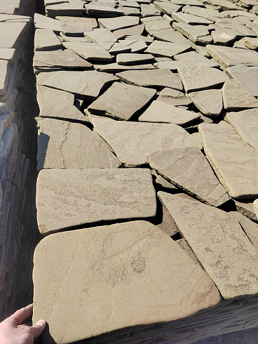 Kamenclub.ru: Песчаник пластушка галтованная серо-зеленая (3,0 см)  купить в Мариуполе песчаник серо-зеленый песчаник 18000 руб/м3   фото КАМЕНЬ КЛУБ