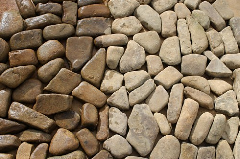 Kamenclub.ru: Песчаник брусчатка  купить в Мариуполе    5 500 руб/т   фото КАМЕНЬ КЛУБ