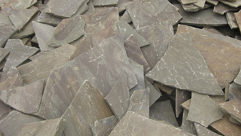 Kamenclub.ru: Песчаник пластушка серо-зеленый (1,5 см)  купить в Мариуполе плитняк - пластушка серо-зеленый, серый, зеленый пластушка рваная ландшафтная колотая 10200 руб/м3   фото КАМЕНЬ КЛУБ