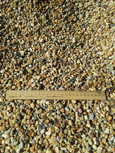 Kamenclub.ru: Галька окат (серо-желтая) фр.5-10 мм. купить  в Мариуполе галька речная рыжий, желтый, рыжий, серо-желтый речная окатанная галька декоративная 5000 руб/т   фото КАМЕНЬ КЛУБ