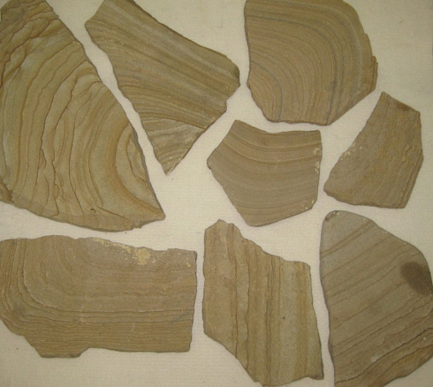 Kamenclub.ru: Песчаник пластушка желтый с разводом под дерево (2 см)  купить в Мариуполе плитняк желтый с разводами, желтый, рыжий, серый песчаник пластушка рваная ландшафтная 11 000 руб/м3   фото КАМЕНЬ КЛУБ