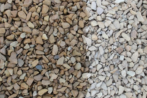 Kamenclub.ru: Щебень крошка желтый (песчаник) фр. 10-20 мм.  купить в Мариуполе песчаник бежевый, серый, рыжий декоративный ландшафтный щебень колотый 9500 руб/т   фото КАМЕНЬ КЛУБ