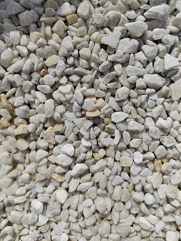 Kamenclub.ru: Мраморная крошка, щебень, цвет-белый, фр. 5-10 мм.  купить в Мариуполе мрамор белый, айвори, молочный мраморная каменная крошка ландшафтная 12000 руб/т   фото КАМЕНЬ КЛУБ