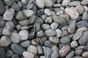 Kamenclub.ru: Галька речная окат (ассорти) фр. 50-100 мм. купить  в Мариуполе галька природная округлая серая белая черная серая коричневая синяя галька речная окатанная округлая 6200 руб/т   фото КАМЕНЬ КЛУБ