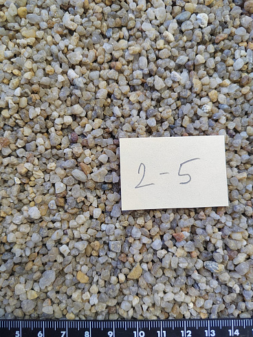Кварцевый песок для площадок фр. 2-5 мм.  купить в Мариуполе фото Камень Клуб