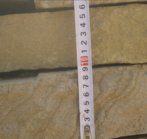 Kamenclub.ru: Песчаник пластушка желтый с рисунком (7-15 см)  купить в Мариуполе плитняк - пластушка - бут желтый песчаник 10200 руб/м3   фото КАМЕНЬ КЛУБ