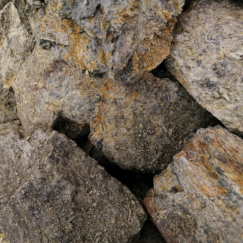 фото Змеевик салатовый  (фр. 70-100 мм)  купить в Мариуполе в интернет-портале КАМЕНЬ КЛУБ