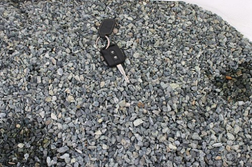 Kamenclub.ru: Щебень крошка зеленый (змеевик) фр. 5-10 мм  купить в Мариуполе змеевик зеленый, салатовый ландшафтный декоративный щебень крошка 7 200 руб/т   фото КАМЕНЬ КЛУБ