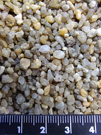 Кварцевый песок для площадок фр. 2-5 мм.  купить в Мариуполе фото Камень Клуб