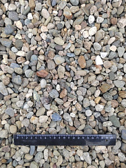 Kamenclub.ru: Галька речная окат (серая) фр.10-20 мм купить  в Мариуполе галька речная серая, серый, темно-серый, светло-серый, коричневый ландшафтная декоративная речная окатанная округлая галька 5000 руб/т   фото КАМЕНЬ КЛУБ